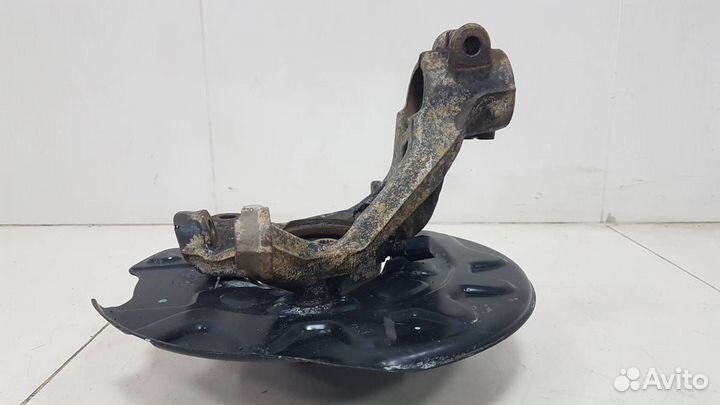 Цапфа/кулак поворотный передний правый Skoda Octav