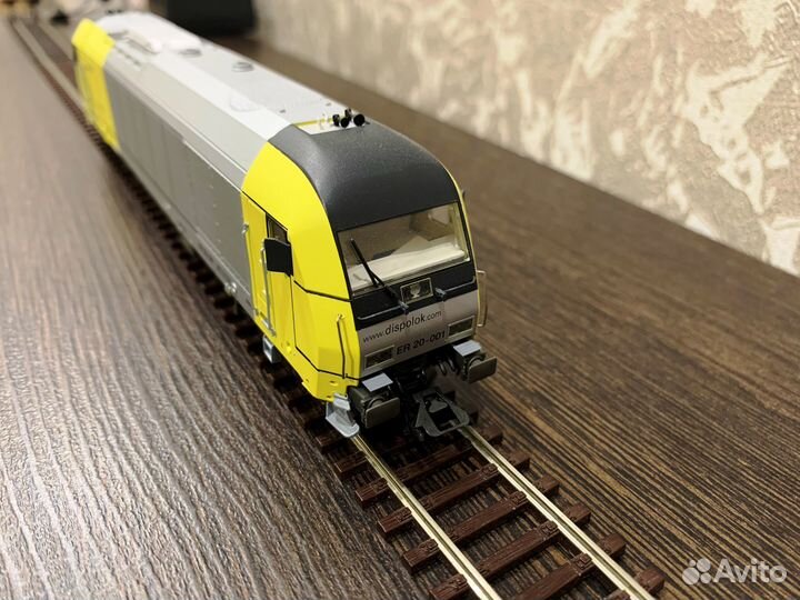 Локомотив Roco HO 1/87