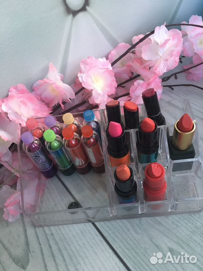 Помады остатки новые