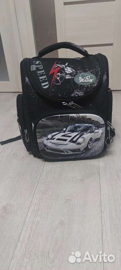 Школьный рюкзак