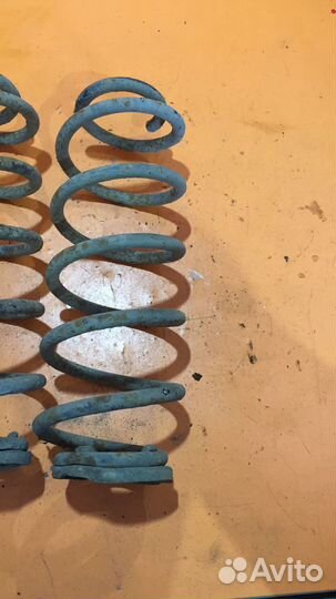 Пружина задняя на Geely LC Cross