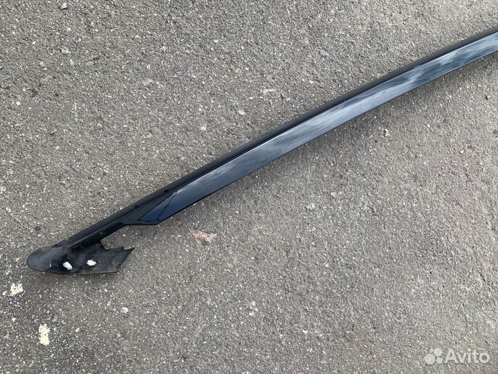 Накладка рамки двери передней левой Discovery 5