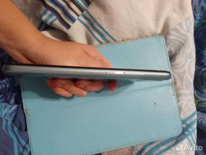 Телефон realme c21