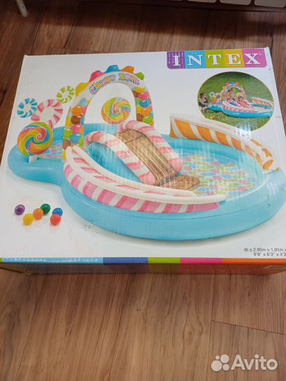 Детский надувной бассейн с горкой