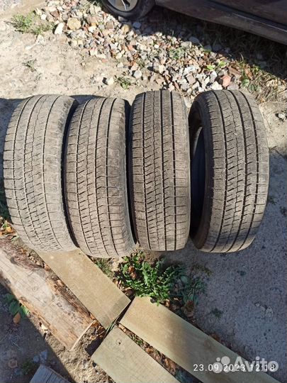 Bridgestone Blizzak VRX2 195/65 R15 91