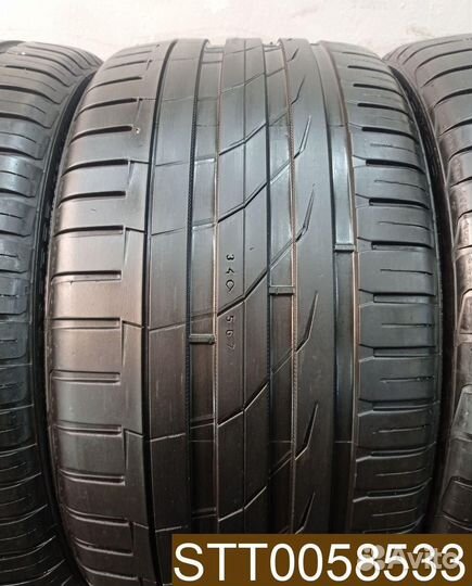 Nokian Tyres Hakka Black SUV 295/30 R22 100R