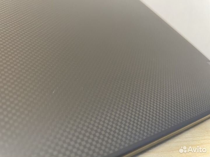 Ультраьук Lenovo X1 Carbon Gen 9 - 4k / i7 / 512GB