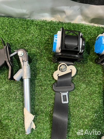 Ремень безопасности передний Nissan X-Trail HNT32