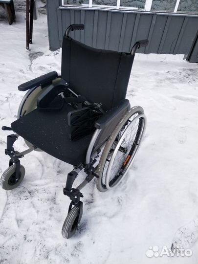 Инвалидная коляска