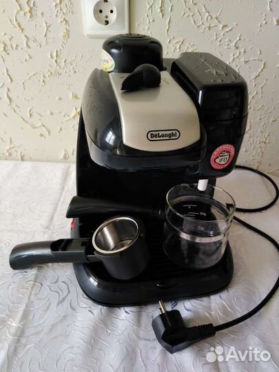 Кофеварка delonghi