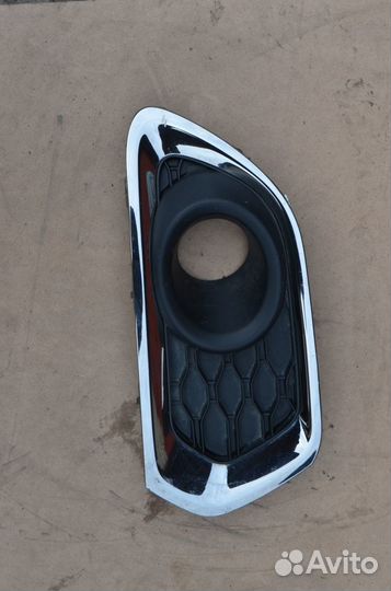 Накладка Logan 2