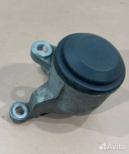 Подушка двигателя правая Teana j32