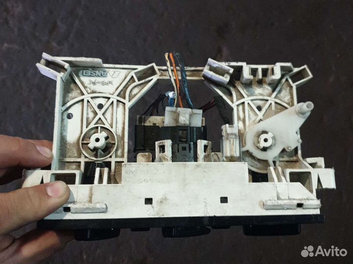 Блок управления печкой митсубиси каризма