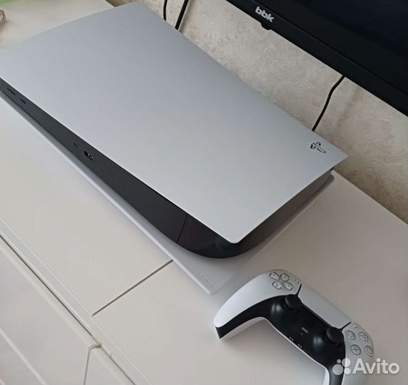 Sony PlayStation 5 с дисководом