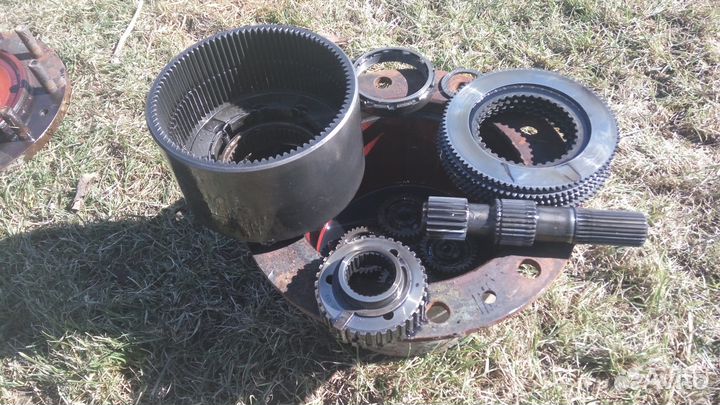 Бортовой редуктор хода экскаватора ZF APL - B 755