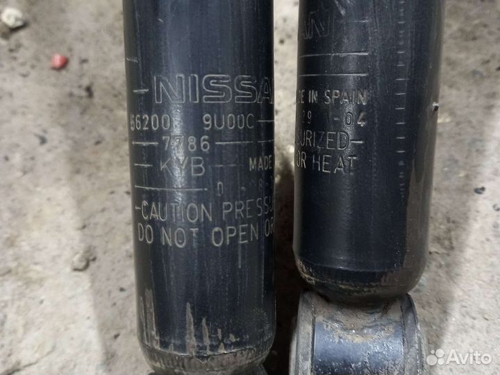 Амортизатор Nissan note