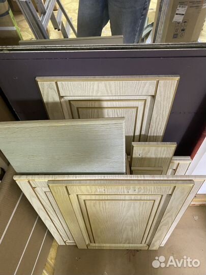 Столешницы, фасады, образцы