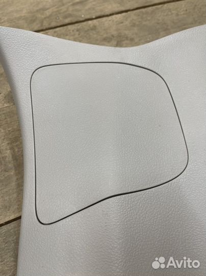 Пластик салона Toyota Land Cruiser Prado 150