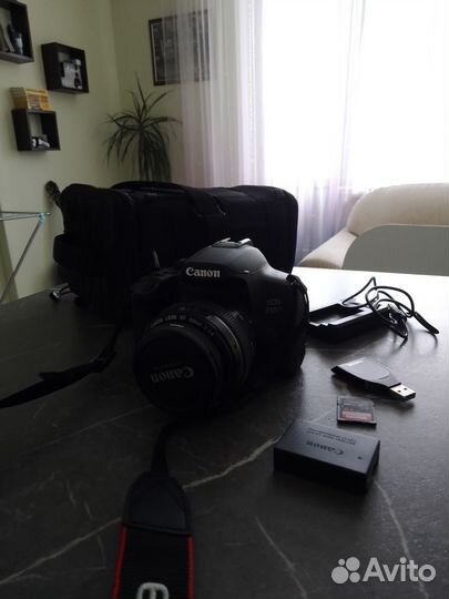 Зеркальный фотоаппарат canon 850d