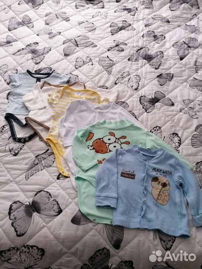 Боди, штанишки, футболки, комбинезоны