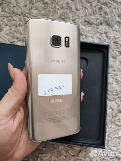 Samsung Galaxy S7, 4/32 ГБ