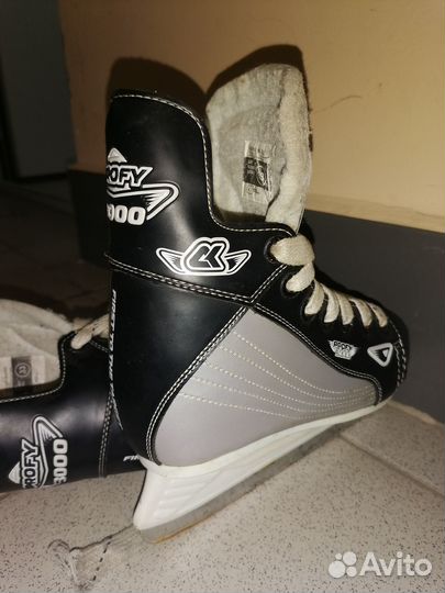 Коньки хоккейные 33 размер