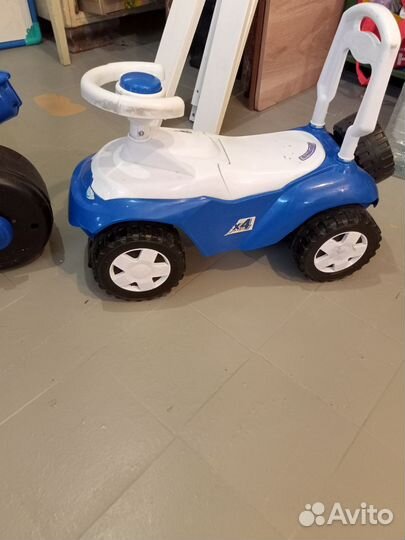 Каталка машина, мольберт стульчик