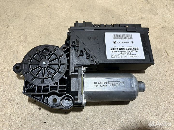 Моторчик стеклоподъемника на на Volkswagen Phaeton