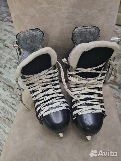 Коньки хоккейные профессиональные 38 размер