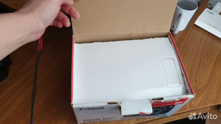 Коробка от фотоаппарата canon 60d