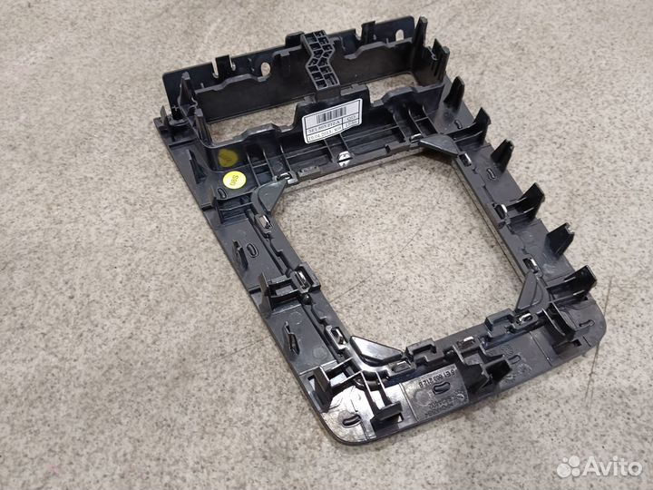 Декоративная накладка МКПП для Skoda Octavia A7