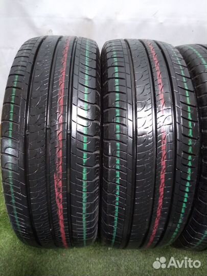 Goodyear EfficientGrip Cargo 215/60 R17C 109H