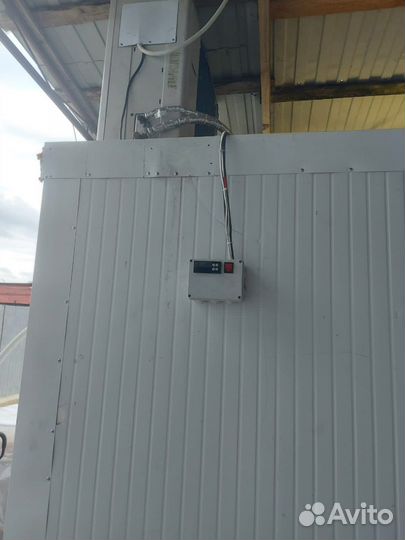 Продам морозильную камеру