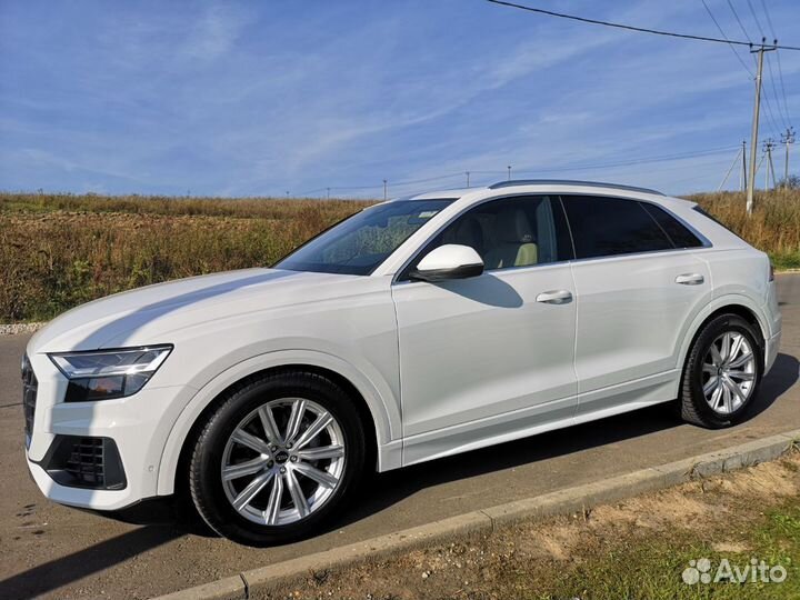 Audi Q8 3.0 AT, 2022, 11 000 км
