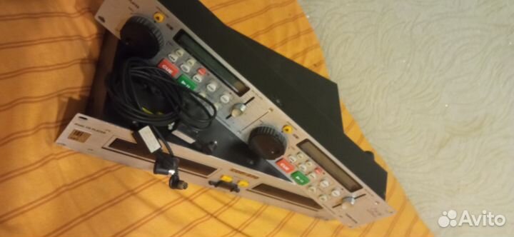 Сдвоенный CD плеер EuroSound CDP-270