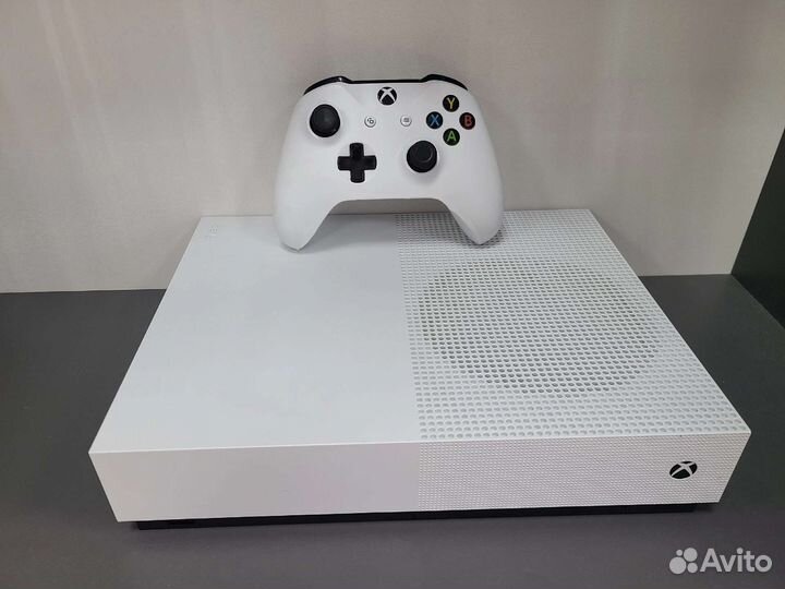 Игровая консоль Microsoft Xbox One S 1000gb