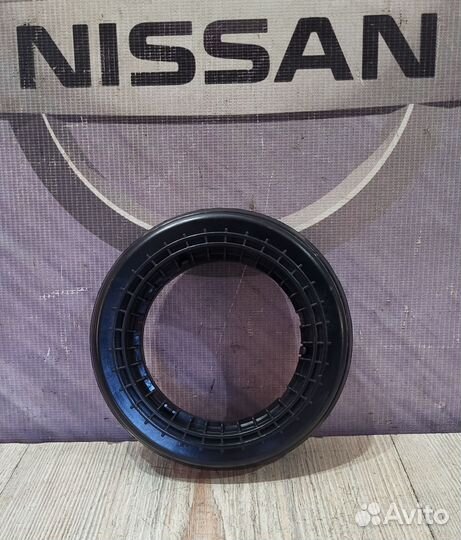 Подшипник опоры стойки nissan qashqai J11 Лев, Прав