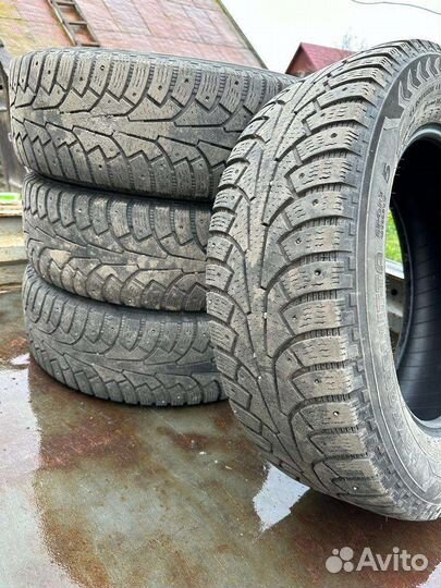 Nokian Tyres Hakkapeliitta 4 225/65 R17