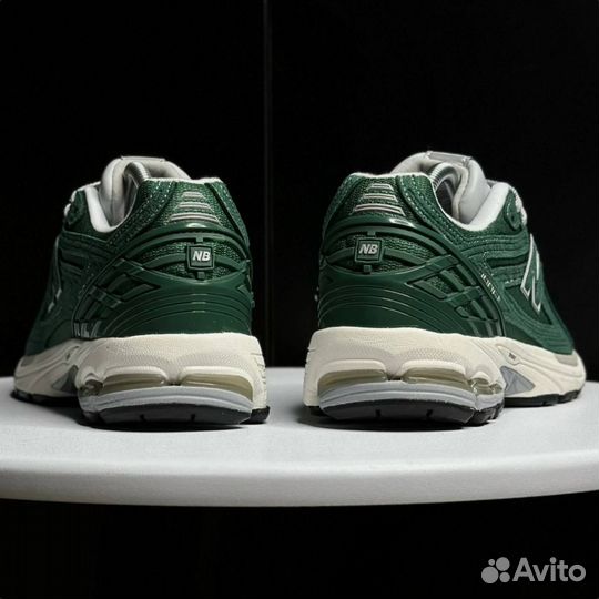 Кроссовки New Balance 1906R green