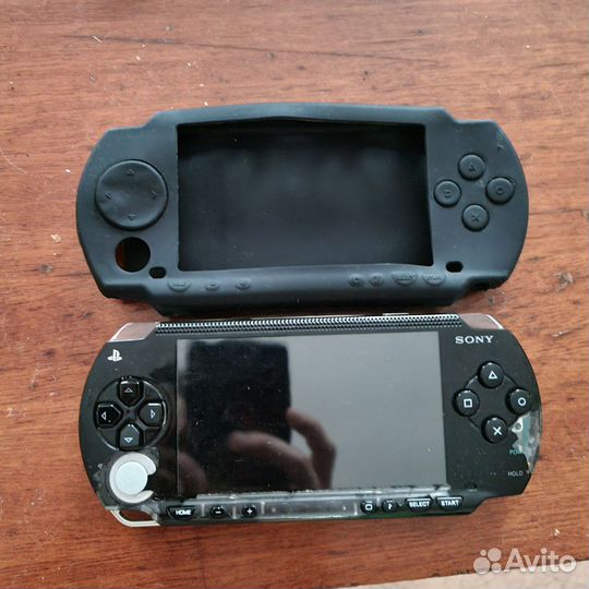 Sony PSP 1000, PSP 2000
