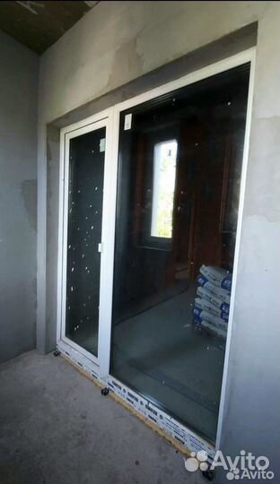 Оконный блок rehau