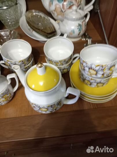 Сервиз чайный на 12 персон. Рига. СССР