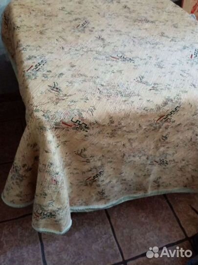 Скатерть круглая гобелен Семеновская, r 75 cm