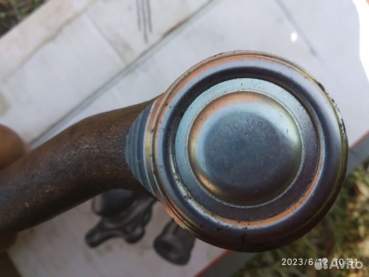 Рулевой наконечник toyota