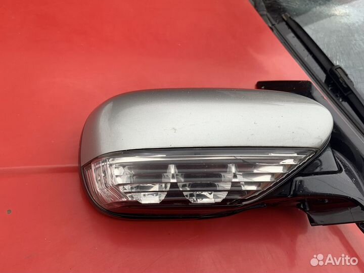 Subaru tribeca зеркало правое