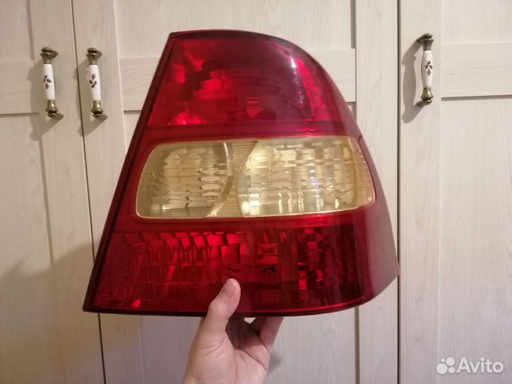 Фонарь задний Toyota Corolla, правый