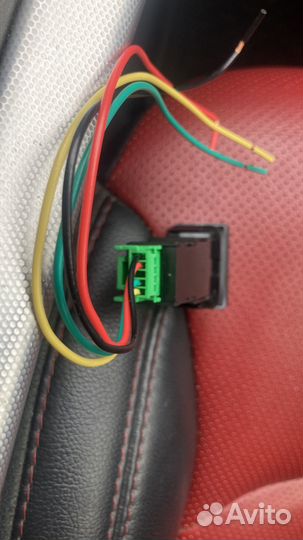 Кнопка обогрева руля