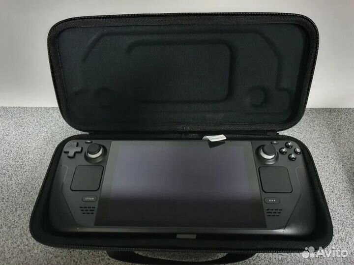 Steam Deck - Портативная игровая приставка