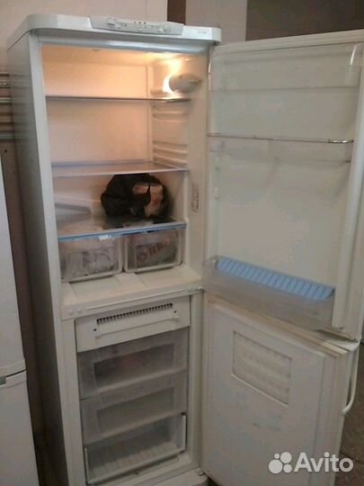 Холодильник Indesit No Frost