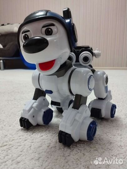 Игрушка робот